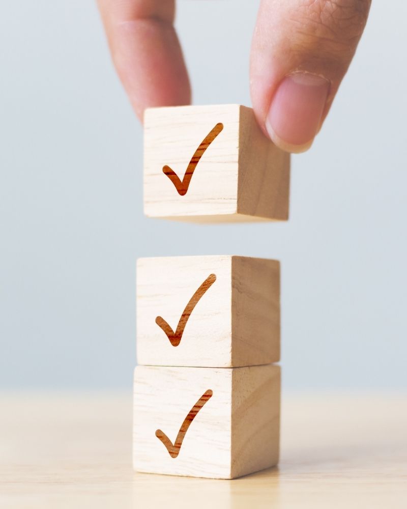 A list of blocks with check boxes on them for the list of smiles club list of features